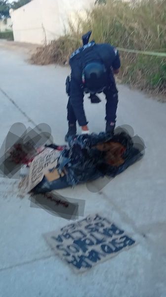 Dejan una bolsa con retos humanos en la Ciudad Maya, en el municipio de Berriozabal Chiapas.