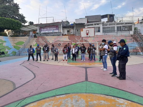Ayuntamiento Tuxtla Gutiérrez realiza operativo anti-ambulantaje en el centro de la ciudad.