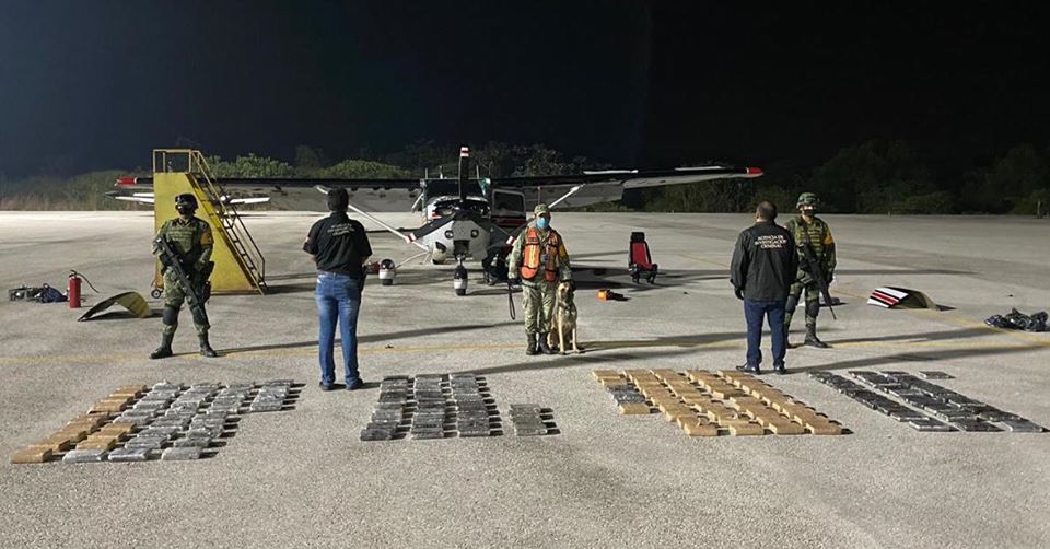 INVESTIGA LA FGR EN CHIAPAS HALLAZGO DE AVIONETA CON MÁS DE 150 KILOS DE COCAÍNA