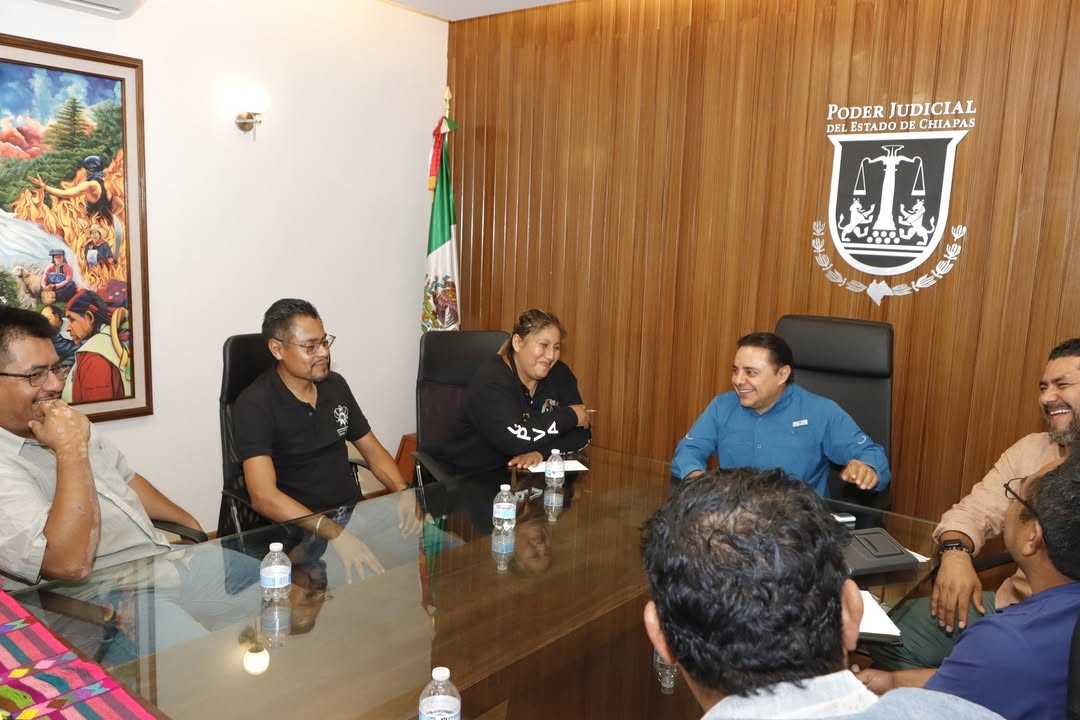 Juan Carlos Moreno fortalece diálogo con organizaciones sociales