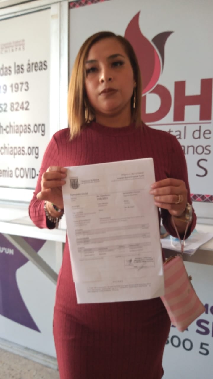 Demandan Pensión Alimenticia y reconocimiento de Paternidad al Síndico Municipal de Simojovel, Gilberto Martínez Andrade, quién además es aspirante a la candidatura de la alcaldía de por el Partido Verde Ecologista México.